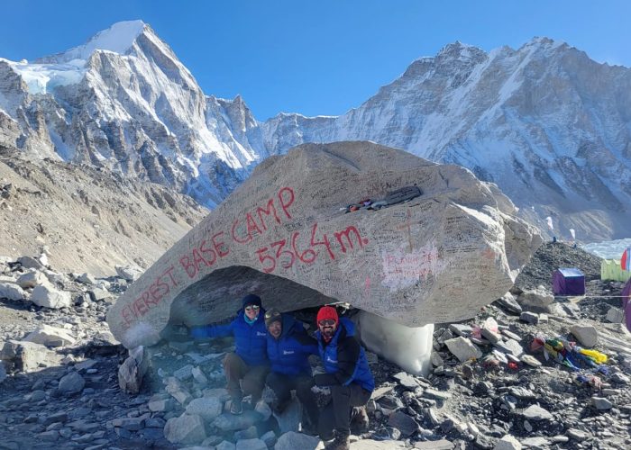 EVEREST CAMP TREKKING (3)