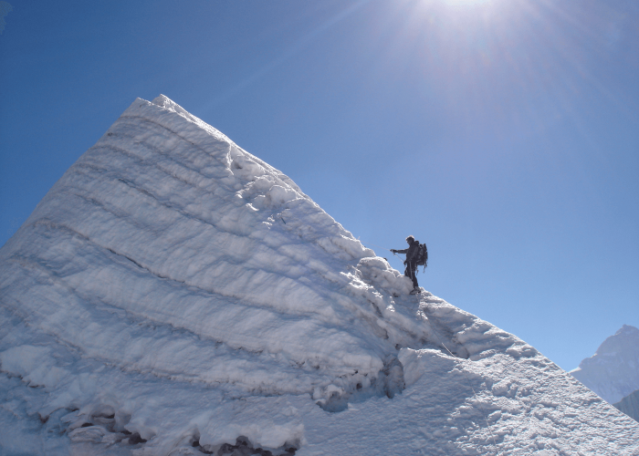 ISLAND PEAK SUMMIT (1)