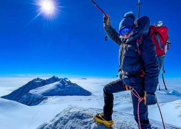 LOBUCHE PEAK SUMMIT (3) LOBUCHE PEAK SUMMIT (3)